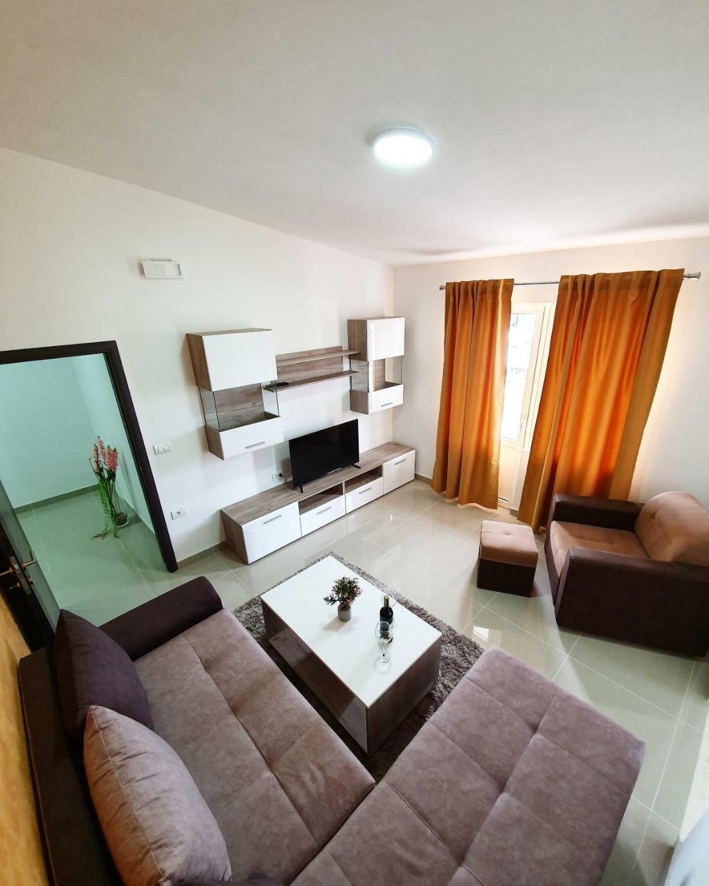 Apartments Melbourne Ulcinj Buitenkant foto