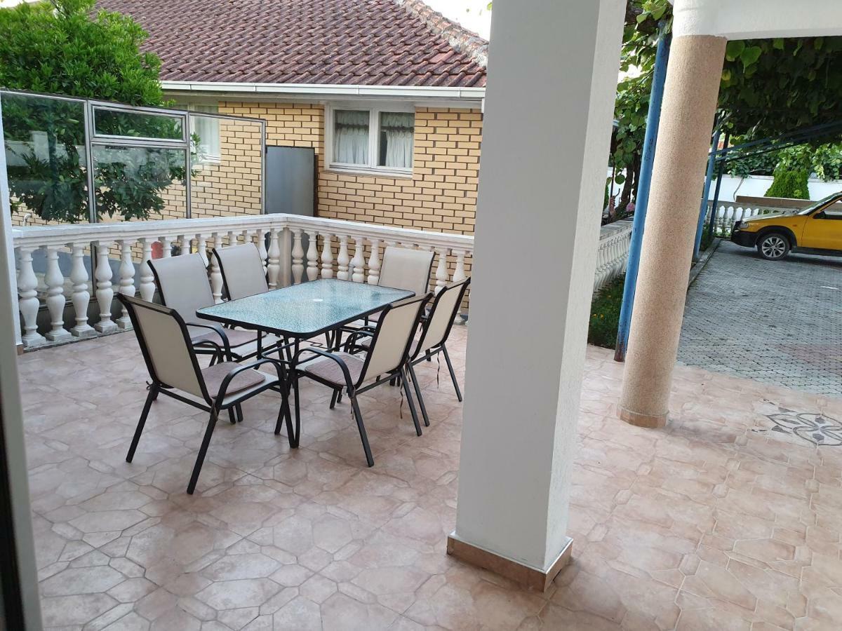 Apartments Melbourne Ulcinj Buitenkant foto